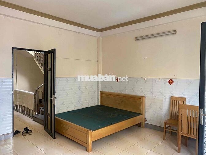 cần tìm 1 bạn nam ở ghép để share tiền phòng giá mỗi người 2 tr