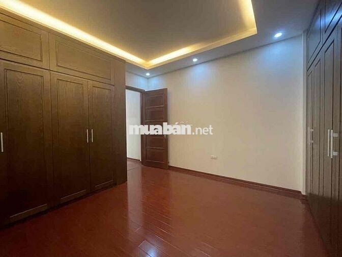 OTO DỪNG ĐỖ NGÀY ĐÊM - PHỐ VIP VÕNG THỊ - 3 BƯỚC RA TỚI MẶT HỒ TÂY
