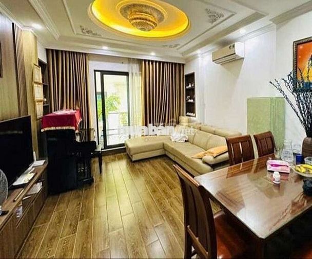 Bán nhà đối diện siêu thị Aeon Long Biên 38m × 12.4 tỷ × 5 tầng