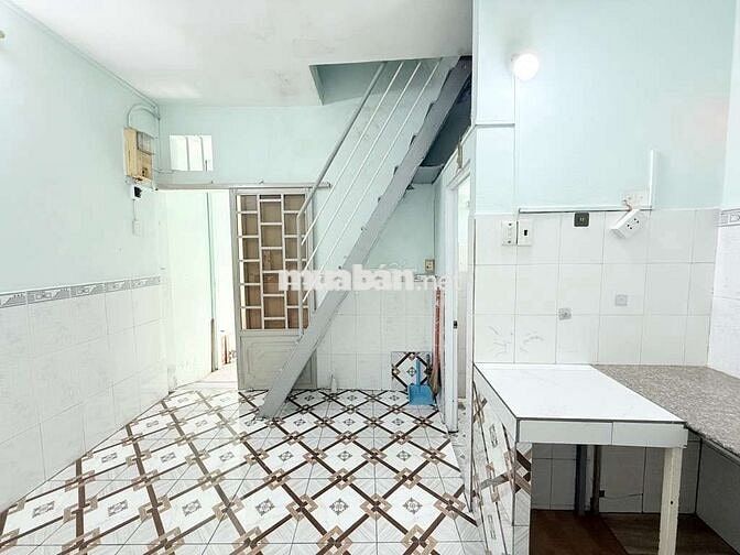 Nhà 2 tầng hẻm thông sổ hồng riêng 1 tỷ 99 Lương Ngọc Quyến Phường 5
