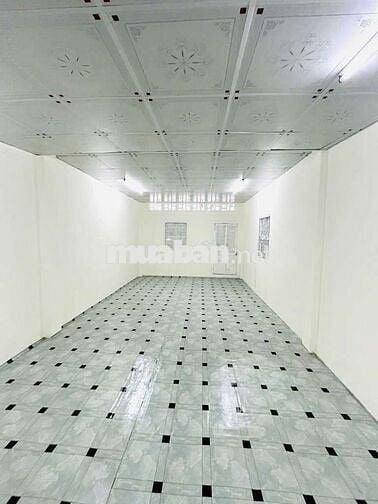 Bán nhà, Thành Thái, Quận10, 63m2, 7pn 3tầng, hẻm thông, sát MT Đường
