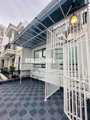 BÁN GẤP SIÊU CHDV Dòng Tiền Khủng 18PN Toạ Lạc Trung Tâm Gò Vấp