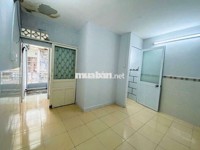 Nhà 2 tầng hẻm thông sổ hồng riêng 1 tỷ 99 Lương Ngọc Quyến Phường 5