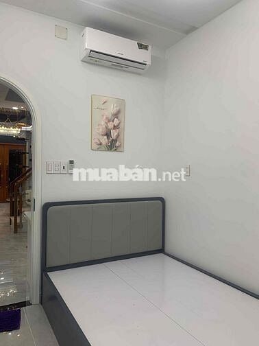 SIU HIẾM -- VỊ TRÍ ĐẸP - 2 MẶT CỰC THOÁNG - NỞ HẬU - XE HƠI TRÁNH VI V