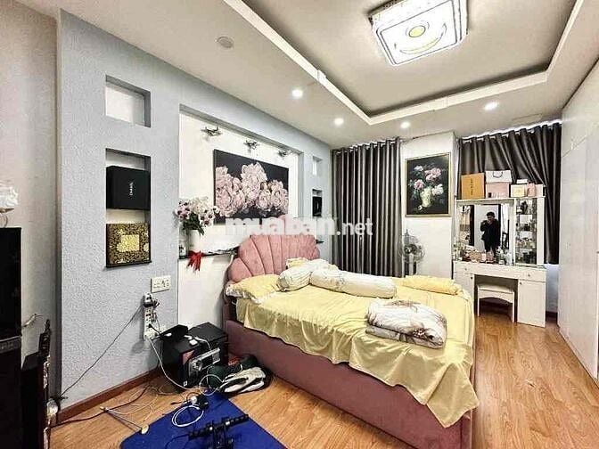 🟥Bán Nhà 4 Tầng BTCT _Ngay Cầu Thị Nghè _Dòng Tiền 16tr/Tháng