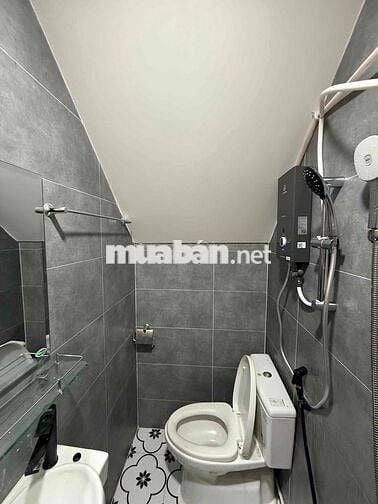 Cho thuê nhà hẻm lớn đường Bùi Viện, Phường Phạm Ngũ Lão quận 1