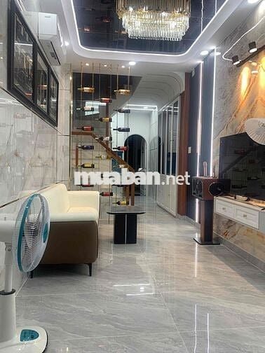 SIU HIẾM -- VỊ TRÍ ĐẸP - 2 MẶT CỰC THOÁNG - NỞ HẬU - XE HƠI TRÁNH VI V