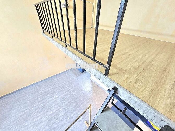 CHO THUÊ PHÒNG BANCON 40M2 THOÁNG NGAY NGUYỄN VĂN LƯỢNG ,GV