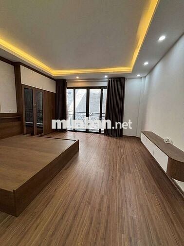 Hơn 8 tỷ - NHÀ ĐẸP GẦN TIMES CITY – TAM TRINH – THOÁNG SÁNG, CÓ SÂN