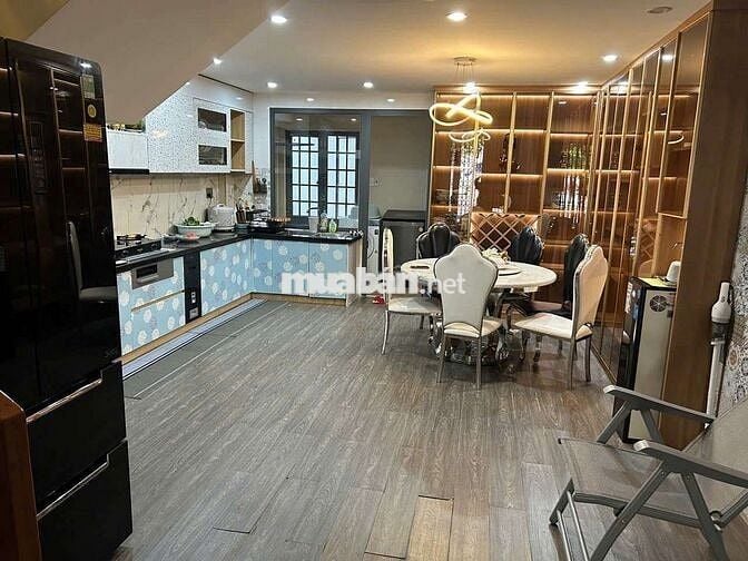 Cho thuê nhà 4 tầng mt 10m5 bùi Trang Chước, hòa xuân