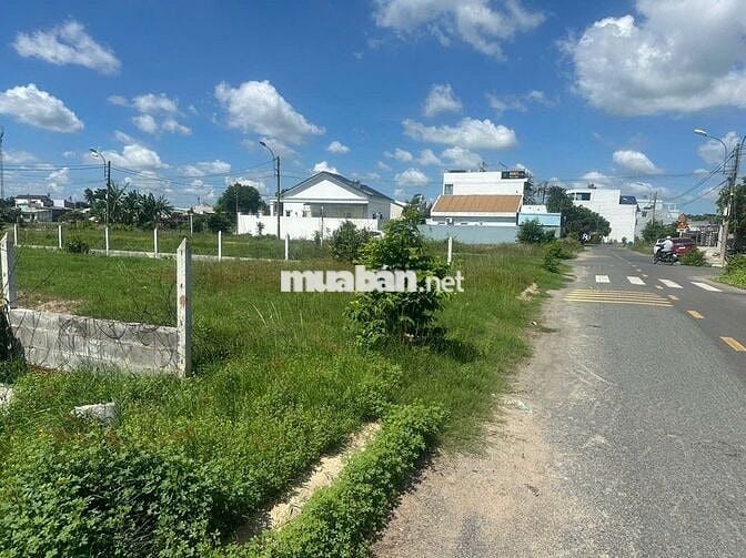 Chủ có miếng đất 200m2 full thổ nằm mặt tiền đường Huỳnh Văn Cọ, TTCC