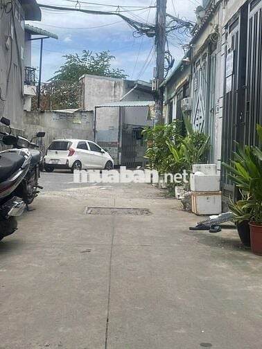 nhà 2 tầng 2ty có 3 phòng ngủ hẻm xe hơi đường nguyễn thị búp quận 12