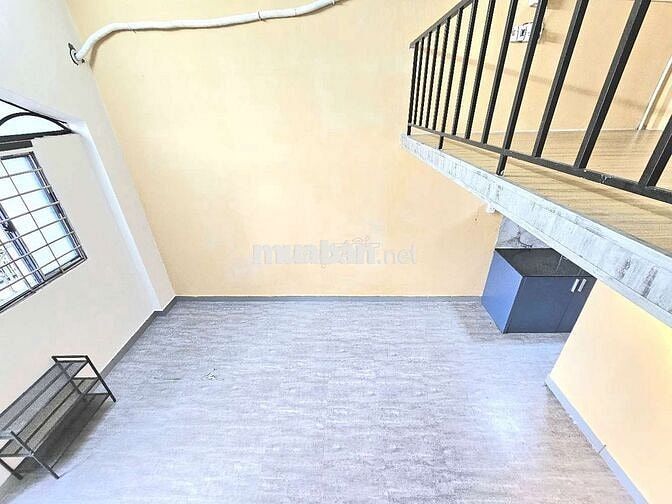 CHO THUÊ PHÒNG BANCON 40M2 THOÁNG NGAY NGUYỄN VĂN LƯỢNG ,GV