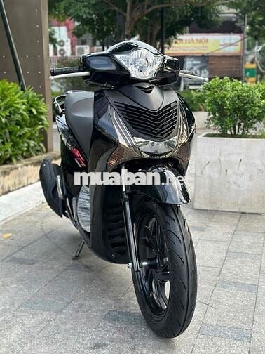Cần bán SH 150 cuối 2013 màu đen cực đẹp- Giá tốt
