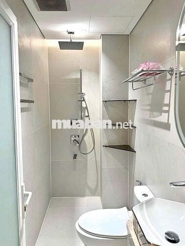 Cho Thuê Nhà Đường Nơ Trang Long, Bình Thạnh ( Sân Thượng - 4PN, 5WC )