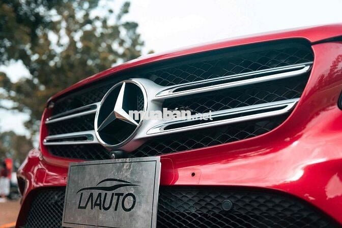Mercedes Benz GLC 2019 300 - 68000 km