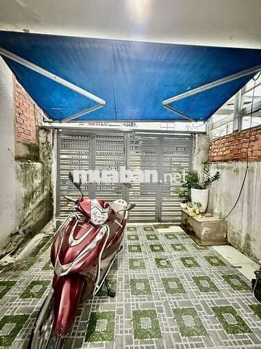 NHÀ ĐẸP HẺM Ô TÔ – SÁT MẶT TIỀN TRƯƠNG THỊ HOA – GẦN METRO TTH, Q12 🔥
