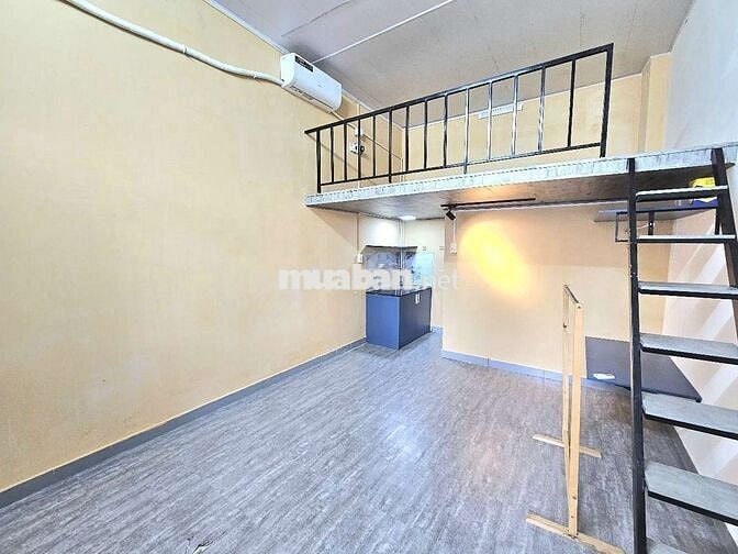 CHO THUÊ PHÒNG BANCON 40M2 THOÁNG NGAY NGUYỄN VĂN LƯỢNG ,GV