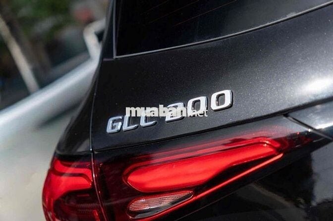 Mercedes GLC200 4Matic 2023 - Đen Nâu - 17.000 km