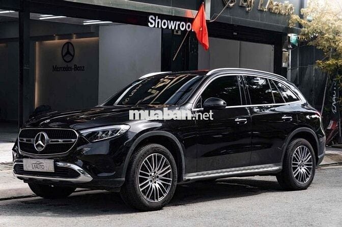 Mercedes GLC200 4Matic 2023 - Đen Nâu - 17.000 km