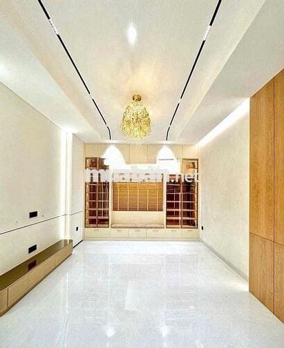 Cho Thuê Nhà Đường Nơ Trang Long, Bình Thạnh ( Sân Thượng - 4PN, 5WC )