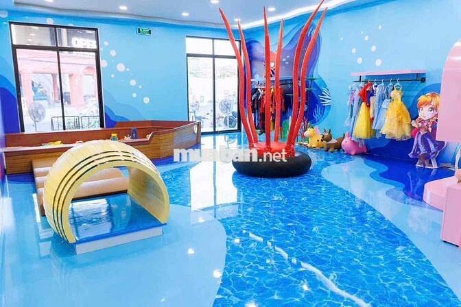 Cần sang gấp mặt bằng lô góc Trung Tâm vị trí đẹp Chánh Nghĩa TDM