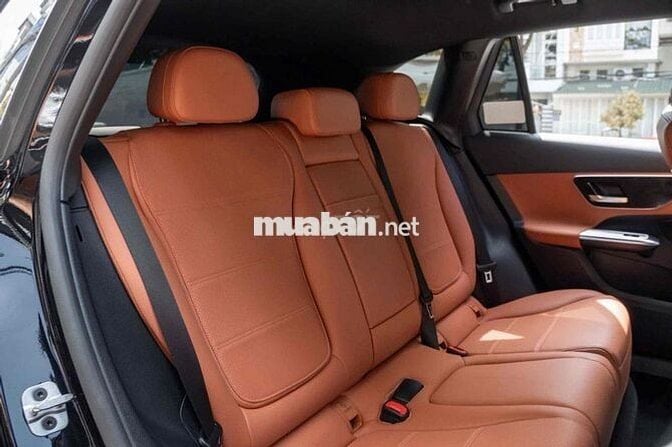 Mercedes GLC200 4Matic 2023 - Đen Nâu - 17.000 km