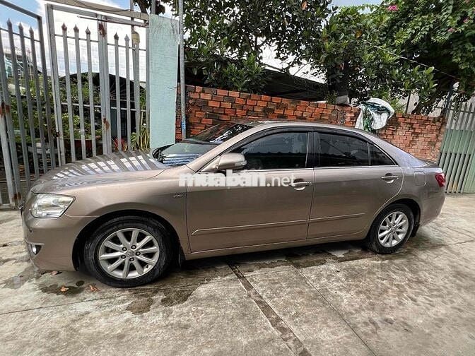 Toyota Camry 2008 - 145684 km