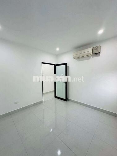 GIÁ 3.8 TỶ! NHÀ ĐỊNH CÔNG - HOÀNG MAI: 63M², 2 TẦNG - LÔ GÓC 2 THOÁNG!