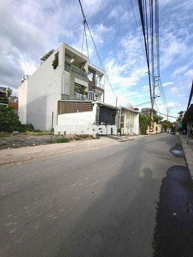 ĐẸP MT KINH DOANH ĐƯỜNG GẦN CHỢ HIỆP BÌNH DT 9.6x28m 270m2