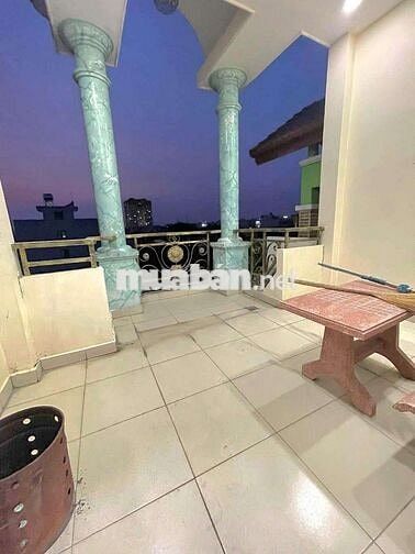NHÀ 4 TẦNG MỚI ĐẸP ( 4m x 15m) HL2 BTĐ
