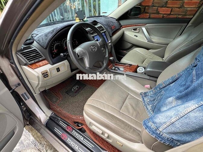 Toyota Camry 2008 - 145684 km