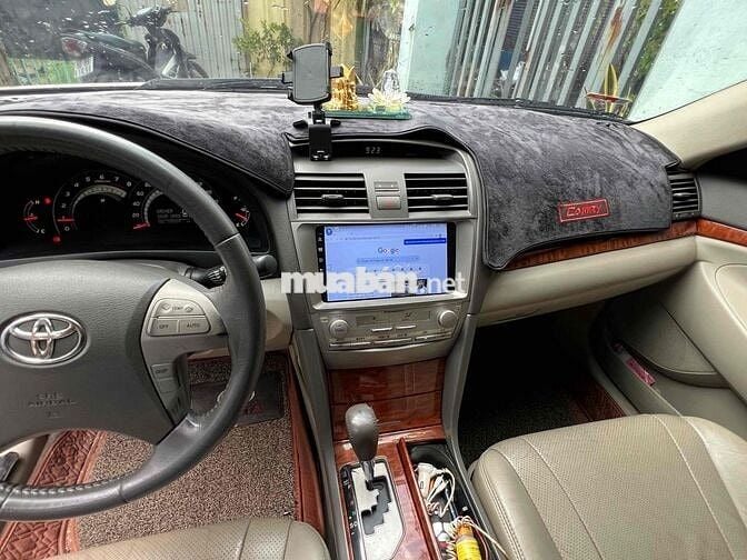 Toyota Camry 2008 - 145684 km