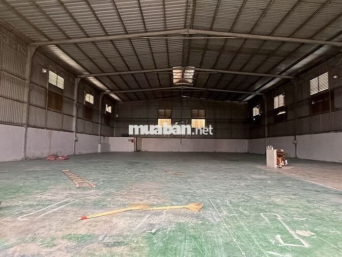 CHO THUÊ XƯỞNG 600M2 DĨ AN ĐƯỜNG XE CÔNG SẠCH ĐẸP CAO RÁO CÓ 3 PHA