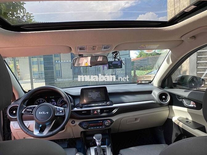 Kia K3 2022 1.6 Luxury - 19000 km