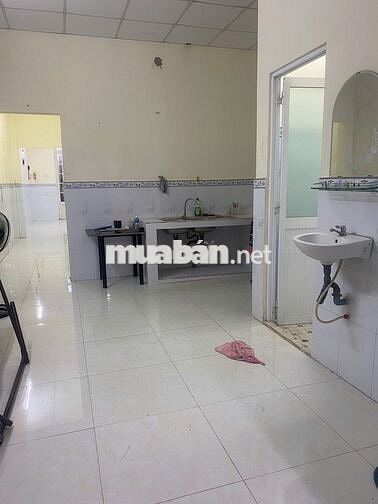 NHÀ MẶT TIỀN - CÓ SÂN TRƯỚC + SÂN SAU RỘNG