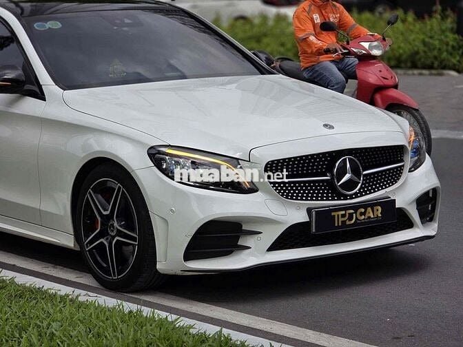 Mercedes Benz C 300 AMG 2021