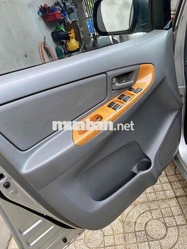 Toyota Innova 2007 J full G . đăng kiểm mới