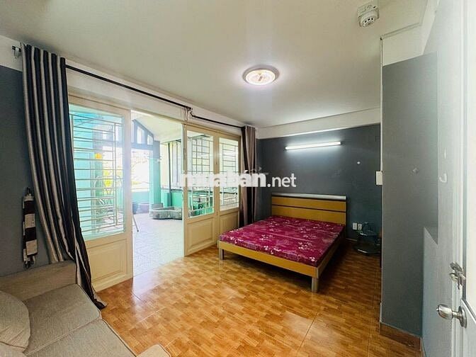 Cho thuê phòng khu Trung Sơn gần quận 7,8. DT: 30m2. Full Nội Thất .