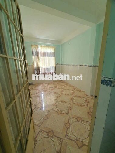 Thuê nhà riêng 100m2, 3 phòng ngủ, đường Nguyễn Cao, Nha Trang
