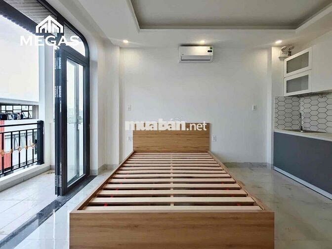 bóc seal siêu phẩm căn hộ dịch vụ mới 100%  - studio ban công