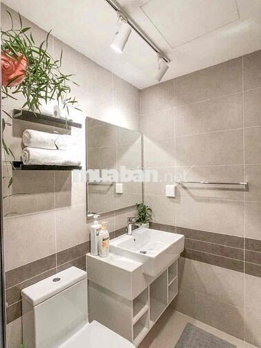 Bán Studio River Gate nhà đẹp Full nội thất 2.9tỷ bao hết ạ