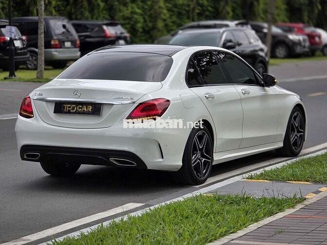 Mercedes Benz C 300 AMG 2021