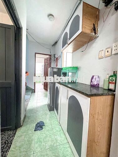 CĂN HỘ 2 PHÒNG NGỦ CÓ BAN CÔNG, CỬA SỔ THOÁNG MÁT, FULL NỘI THẤT