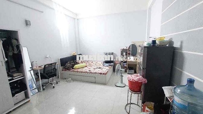 Bán Nhà hẻm xe tải, KD được 5 tầng đường Dương Bá Trạc Quận 8
