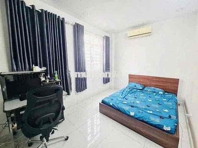 NHÀ MỚI ĐẸP THIẾT KẾ HIỆN ĐẠI NGANG 7.2m GẦN CA Q.PN