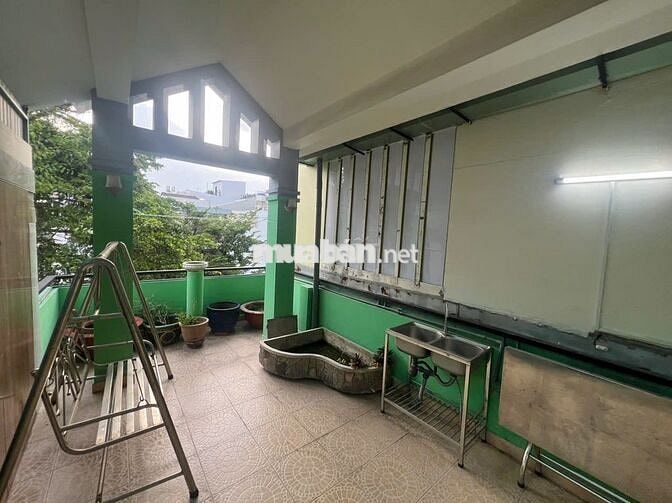 Cho thuê phòng khu Trung Sơn gần quận 7,8. DT: 30m2. Full Nội Thất .