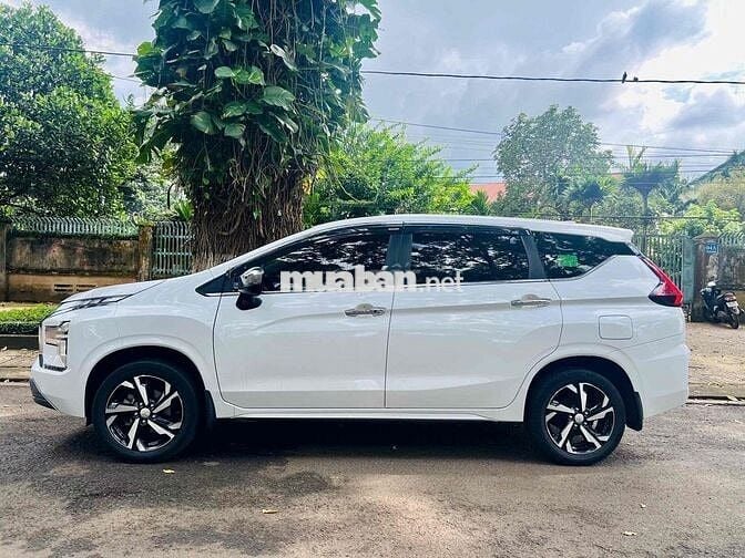 Cần Bán Xpander Premium 2024 màu Trắng