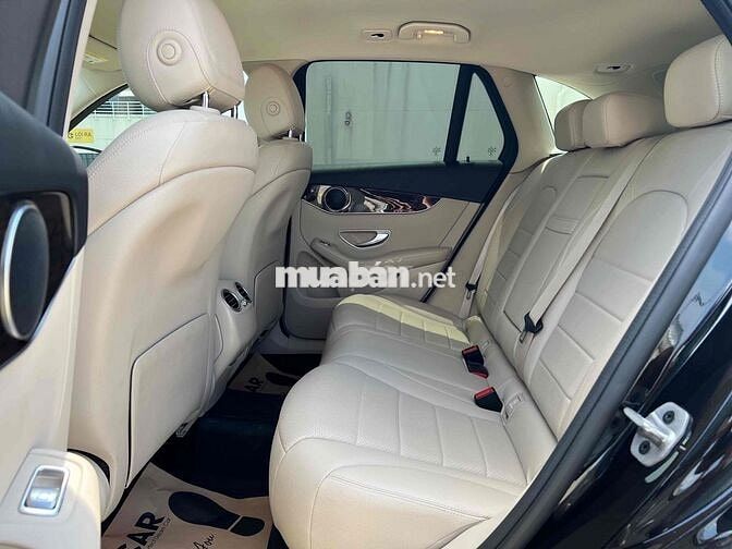 Mercedes GLC200 V1 2022 Lướt 28.000 km