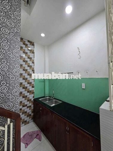 Bán nhà 3 lầu đúc BTCT Dương Bá Trạc P1 Q8